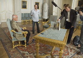 Prezident Václav Klaus v obležení filmařů. Prezident Václav Klaus v obležení filmařů.