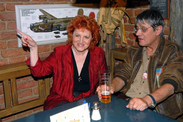 Vlasta Parkanová a Jan Vyčítal Vlasta Parkanová a Jan Vyčítal