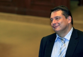Jiří Paroubek při projednávání reformy veřejných financí