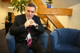 Zdeněk P&aacute;tek