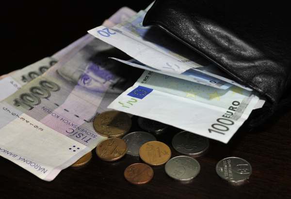 Platit v korunách Slováci mohou do 16. ledna.