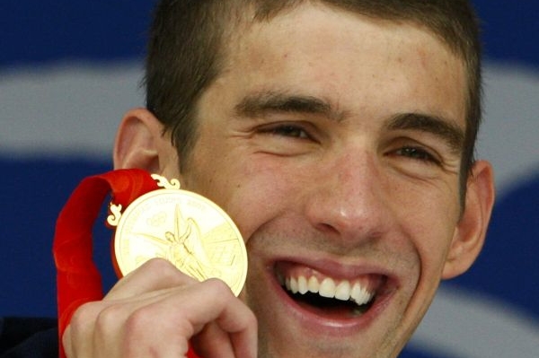 Fenomén. Phelps získal osmou zlatou. Poprvé v historii.