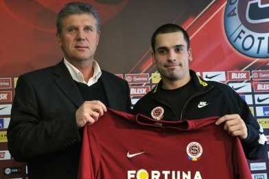 Nová útočná posila fotbalové Sparty Praha Juraj Piroska. Nová útočná posila fotbalové Sparty Praha Juraj Piroska.