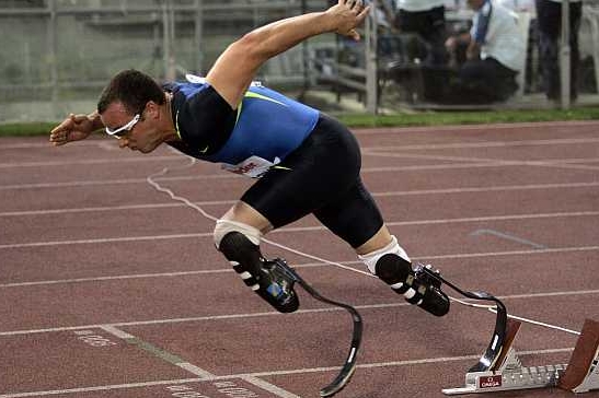 Oscar Pistorius, jihoafrický handicapovaný běžec. Oscar Pistorius, jihoafrický handicapovaný běžec.