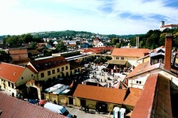 Pohled do are&aacute;lu pivovaru Čern&aacute; Hora.
