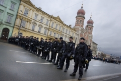 Na extremisty budou opět čekat kordony policistů.