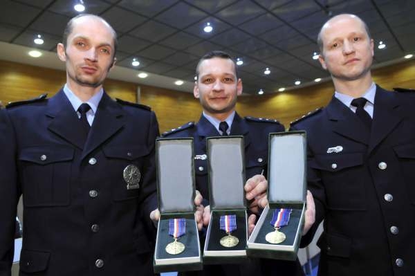 Ocenění policisté. 