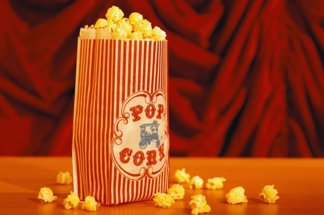 Popcorn není bez kalorií.