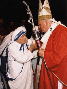 Jan Pavel II. a Matka Tereza.