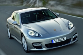 Panamera je první čtyřdveřovou limuzínou značky Porsche.