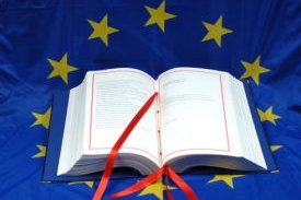 Nová ústava EU, která se nenazývá ústavou.