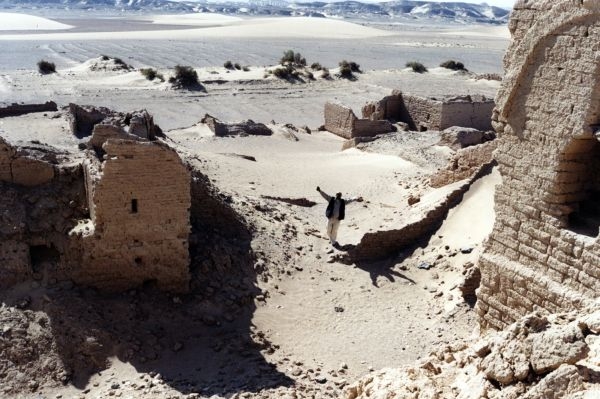 Pouštní oblast na jihu Egypta, kde unesli turisty.