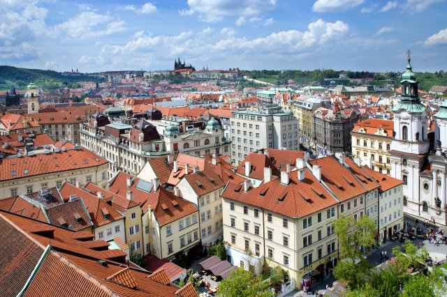Praha 1 pomůže chudým. Přidá jim 800 korun měsíčně na nájemné. Praha 1 pomůže chudým. Přidá jim 800 korun měsíčně na nájemné.