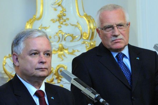 Václav Klaus a Lech Kaczyński při společném setkání v Lánech.