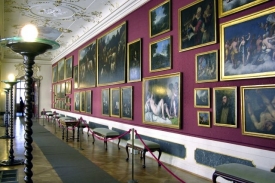 Obrazárna v Nostickém paláci.