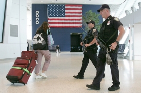 Ukončení vízové povinnosti do USA je posunuto.