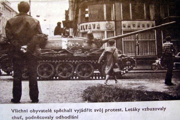 Bojovalo se hlavně pomocí hesel a letáků.