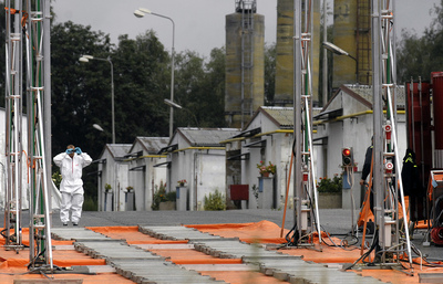 V drůbeží farmě v Kosoříně na Orlickoústecku začala 12. července likvidace drůbežího chovu čítajícího asi 54.000 kusů z důvodu nákazy virem ptačí chřipky H5N1. 