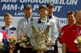 Mach, Opelka a Jeřábek na stupních vítězů