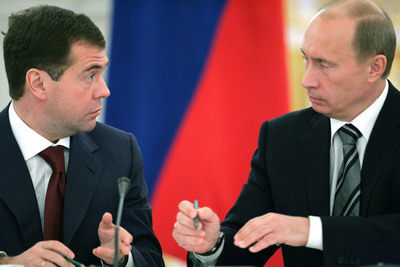Budoucí a současný prezident: Dmitrij Medvěděv a Vladimir Putin.