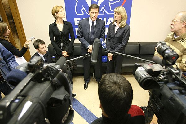 Jednotné Rusko chystá čistky, i když tomu tak neříká.