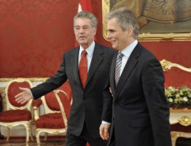 Premiér Faymann u spolkového prezidenta Fischera.