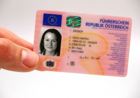 Ukázka rakouského řidičáku.