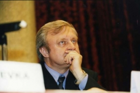 Miloslava Ransdorfa se někdo snaží vydírat.