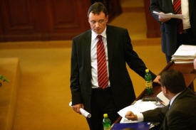 David Rath se pustil do ministra zdravotnictv&iacute; Tom&aacute;&scaron;e Jul&iacute;nka.