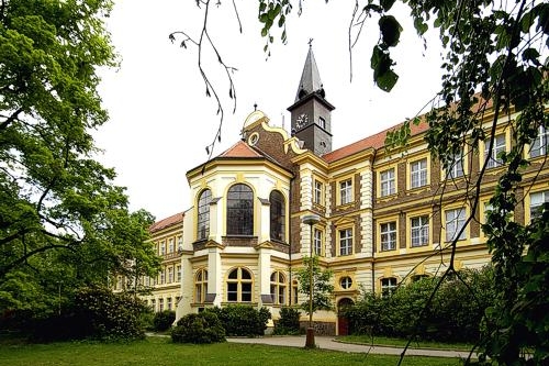 Olivova dětská léčebna v Říčanech