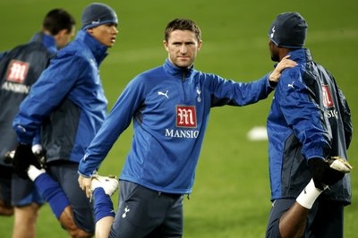 Hráči Tottenhamu, uprostřed největší hvězda týmu Robbie Keane.