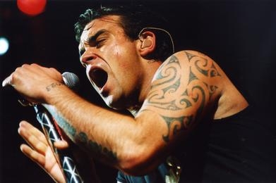 Takto již Robbieho Williamse tento rok neuvidíme. Takto již Robbieho Williamse tento rok neuvidíme.