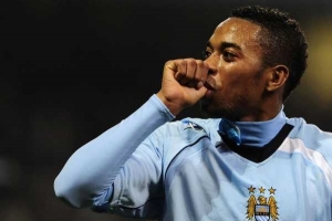 Brazilsk&yacute; &uacute;točn&iacute;k fotbalistů Manchesteru City Robinho.