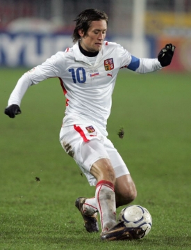 Reprezentaci Rosický hodně chybí.