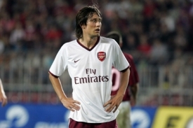 Tom&aacute;&scaron; Rosick&yacute; se v dresu Arsenalu na Strahově proti Slavii neobjev&iacute;