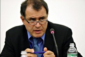 Nouriel Roubini vidí blízkou budoucnost velmi nepříznivě.