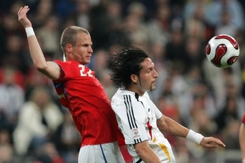 David Rozehnal (vlevo) v reprezentačním dresu.