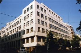 Hlavn&iacute; budova Česk&eacute;ho rozhlasu v Praze na Vinohradech