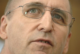 Roztočil se vyhýbá nástupu do vězení, patrně pobývá v Německu.