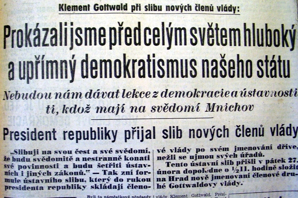 Rudé právo o slibu nové vlády.