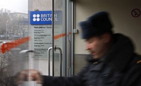 Britská rada se stala rukojmím v britsko-ruském sporu.