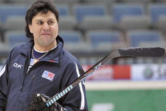 Vladimír Růžička, kouč české hokejové reprezentace. Vladimír Růžička, kouč české hokejové reprezentace.