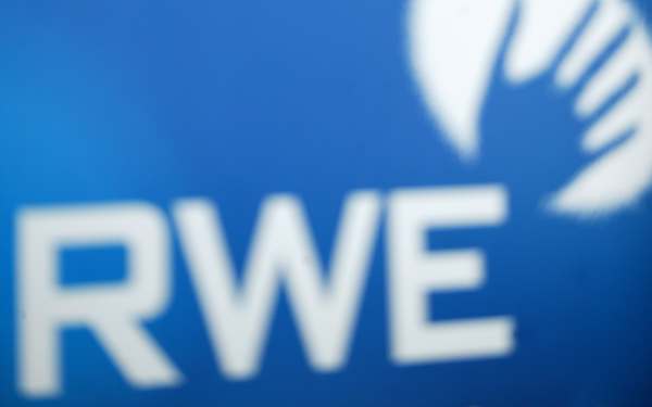 Zákazníci RWE mohou měsíčně ušetřit až stokorunu. Zákazníci RWE mohou měsíčně ušetřit až stokorunu.