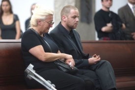 Sahulova nejbližší rodina. Maminka Františka Sahuly pohřeb proplakala.