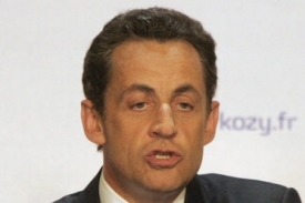 Vítěz prvního kola prezidentksých voleb Nicolas Sarkozy Vítěz prvního kola prezidentksých voleb Nicolas Sarkozy