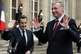 Únik rozhovoru Sarkozy - Topolánek začalo vyšetřovat NBÚ. Únik rozhovoru Sarkozy - Topolánek začalo vyšetřovat NBÚ.