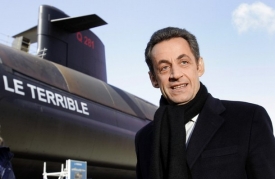 Mocná Francie. Sarkozy u nové atomví ponorky (březen 08).