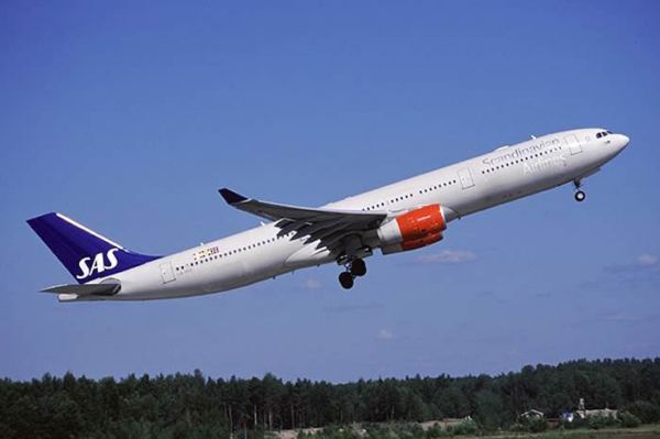 SAS zruší téměř polovinu destinací