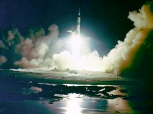 Největší Stuhlingerovo dílo, raketa Saturn V.