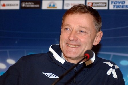 Fotbalový trenér Zděnek Ščasný je novým koučem Vikorie Žižkov. Fotbalový trenér Zděnek Ščasný je novým koučem Vikorie Žižkov.